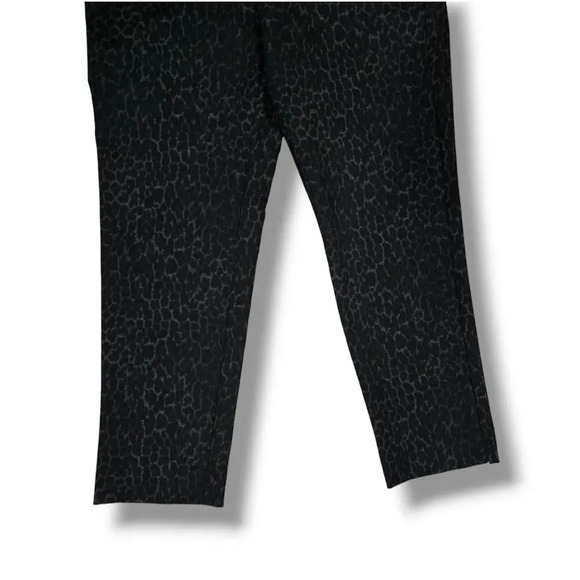 Fabulously Slimming by Chico's Womens Plus Size animal print ankle pants - Picture 2 of 11